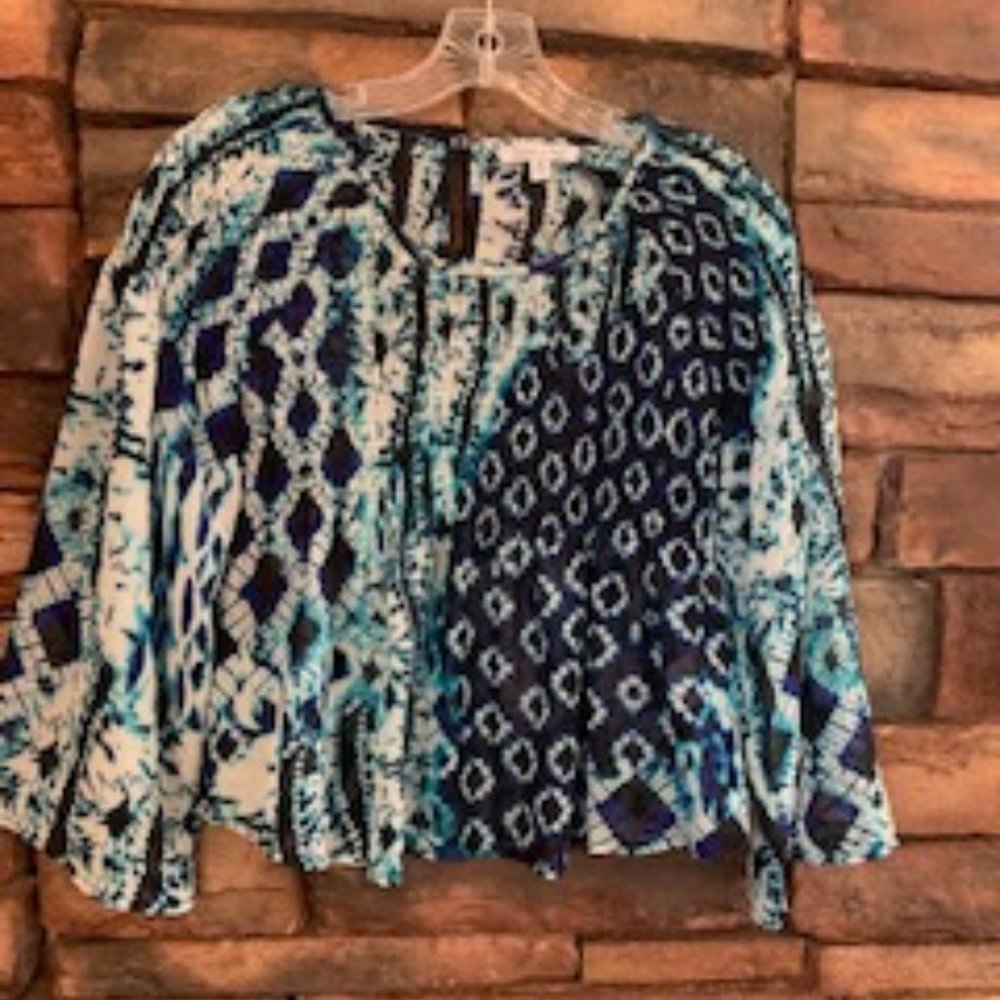 Sheer Crop Top - Picture 3 of 7